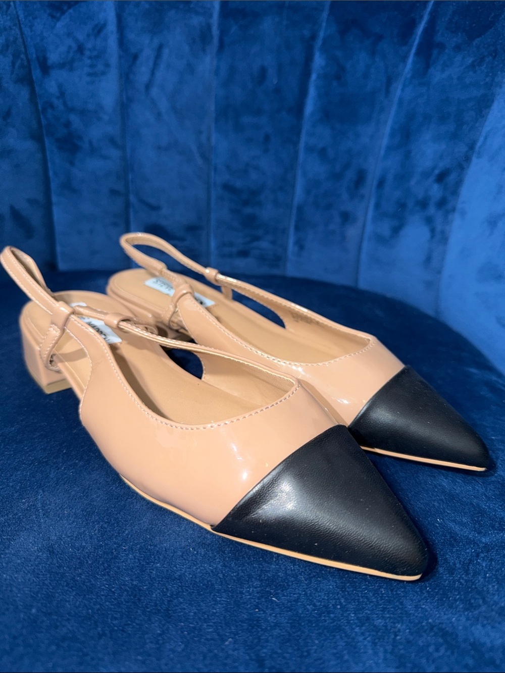 Steve Madden Patent Nude and Black Two-Tone Pointed Slingback Flats Size 7